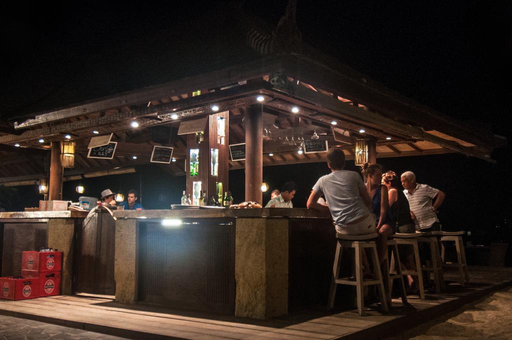 Ambary House Gili Trawangan- 2 Bedroom Private Villa, Pool Room photo