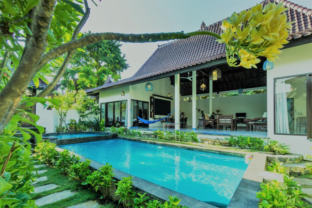Ambary House Gili Trawangan- 2 Bedroom Private Villa, Pool Exterior photo